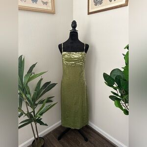 New with Tags Green Velvet Midi Dress